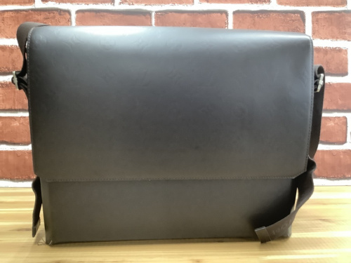バッグのLOUIS VUITTON