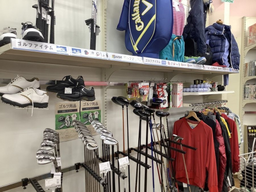 スポーツ用品のゴルフ