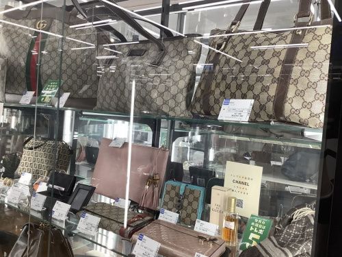 ショルダーバッグのCELINE