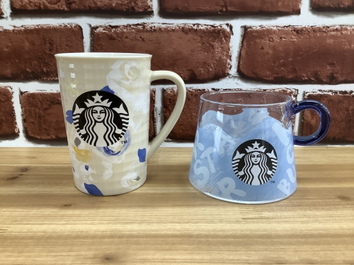 タンブラーのマグカップ