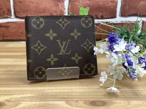 バッグ・財布の財布