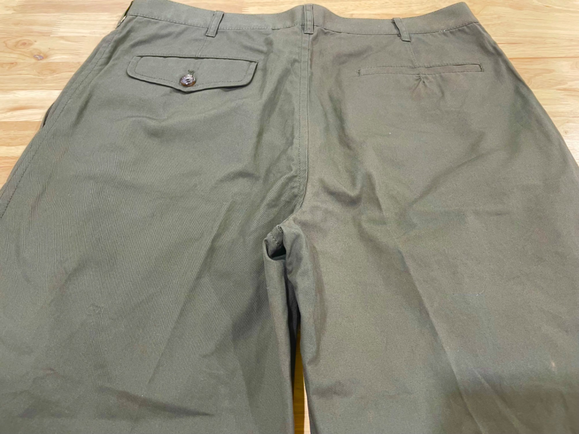 新品タグ付　コムデギャルソンオム　タック入　オフホワイトパンツ　L COMME des GARCONS HOMME - 新品タグ付 コムデギャルソンオム