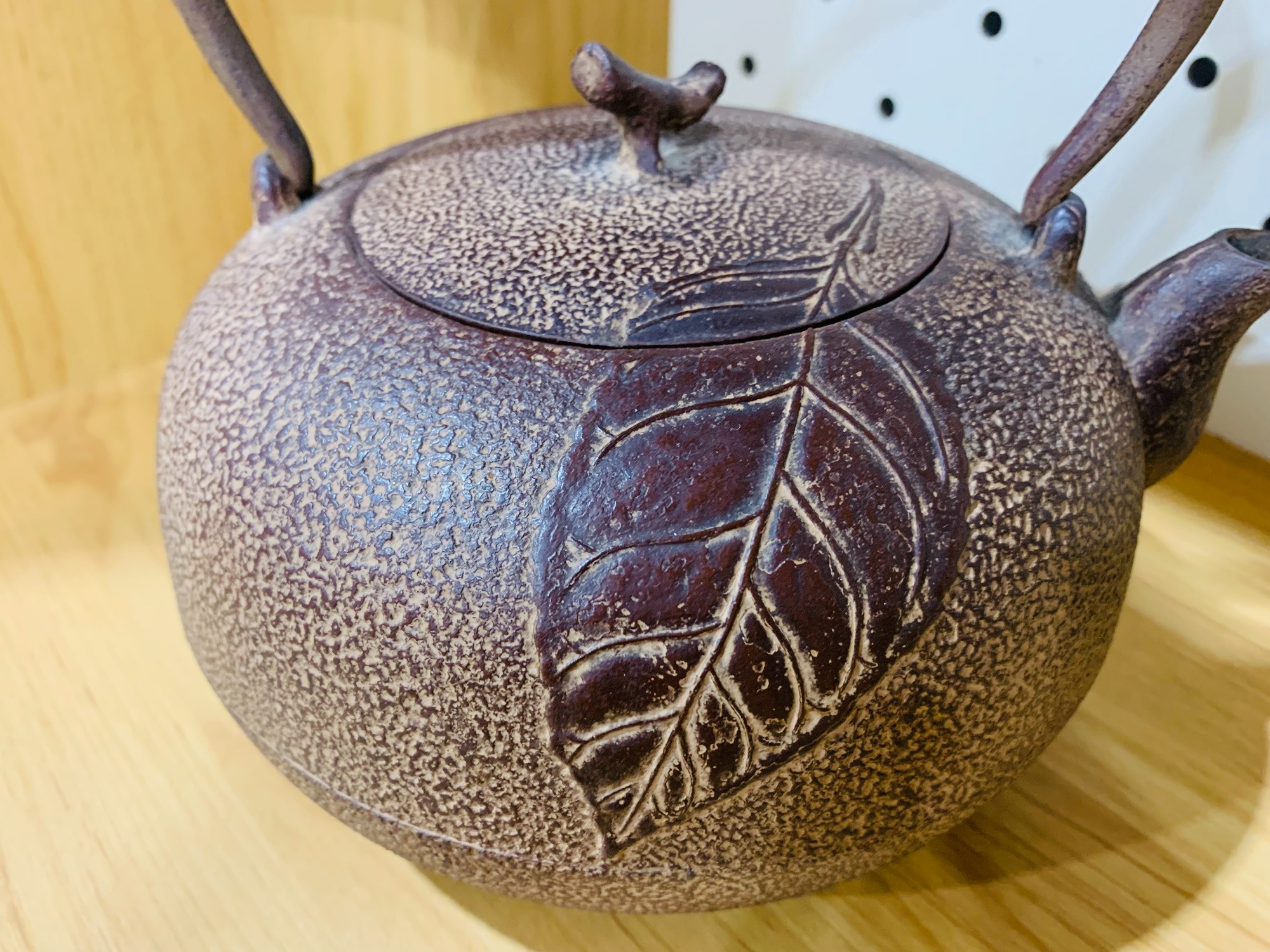 伝統工芸品買取強化中！！【南部鉄器】鉄瓶 中村徳次郎作 が買取入荷