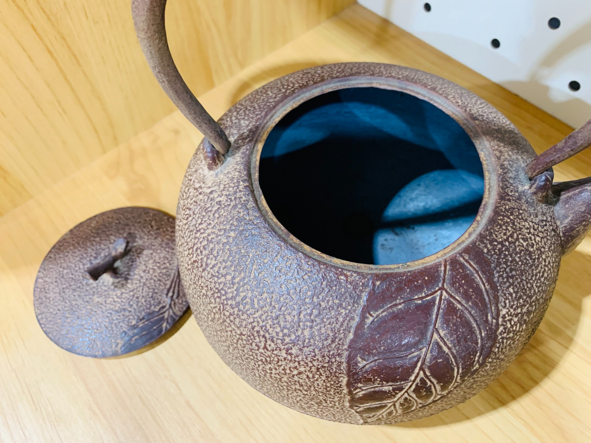 伝統工芸品買取強化中！！【南部鉄器】鉄瓶 中村徳次郎作 が買取入荷