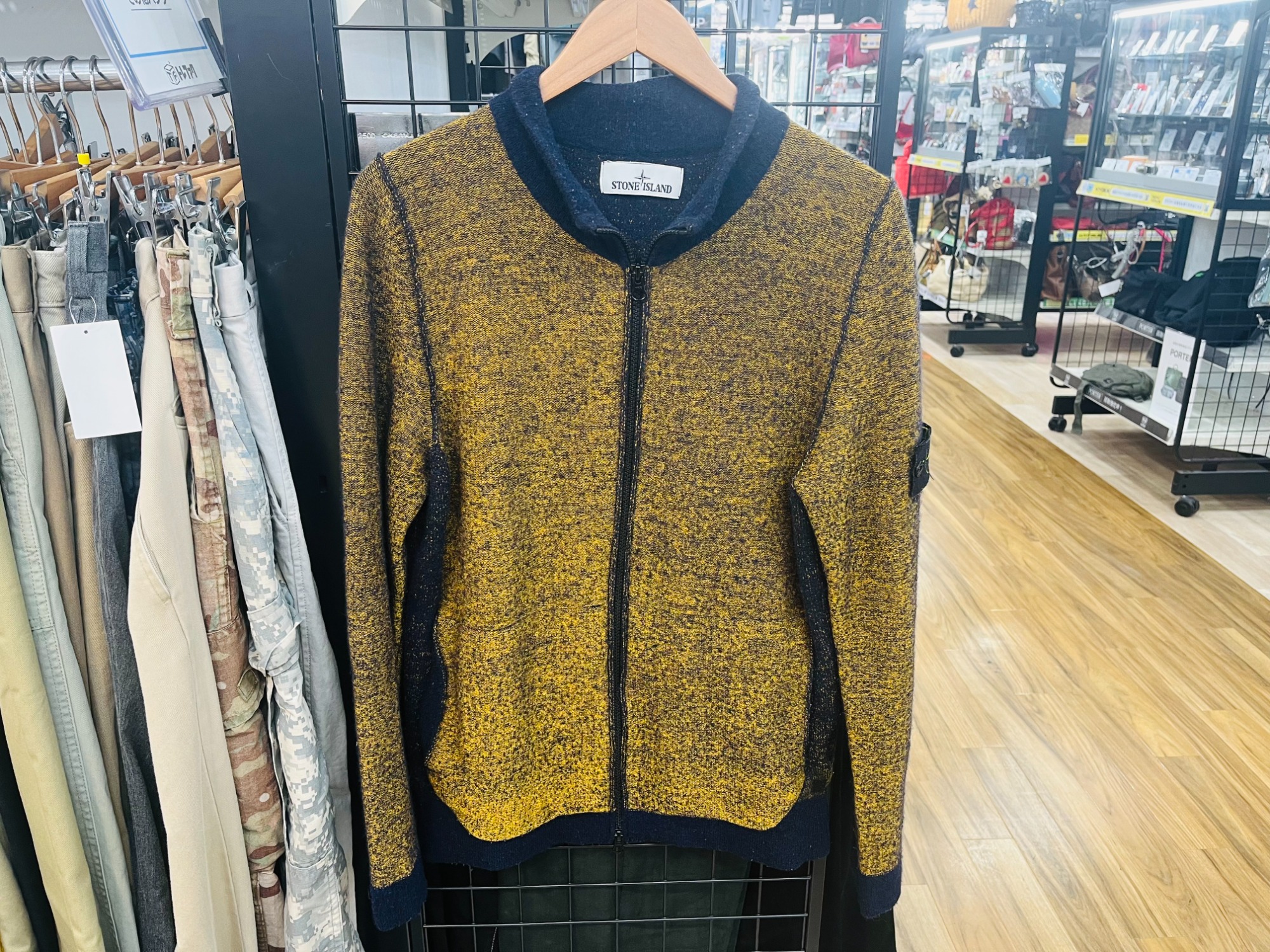 Stone Island ニットジャケット 中古・古着通販】STONE ISLAND (ストーンアイランド) ニット