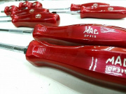 菊華堂の三段重箱（会津塗り 孔雀屋利吉作）が入荷致しました