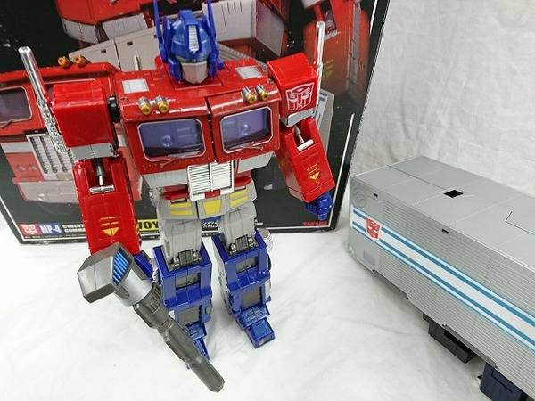 トランスフォーマー mp-4 コンボイ トランスフォーマー マスターピース