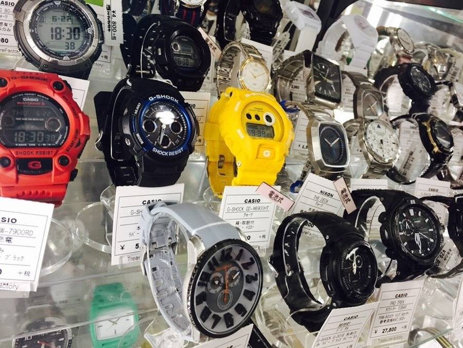 奇抜で美しいデザイン!Vivienne Westwood サークルORBウォッチ 奇抜で美しいデザイン!Vivienne Westwood サークルORBウォッチ