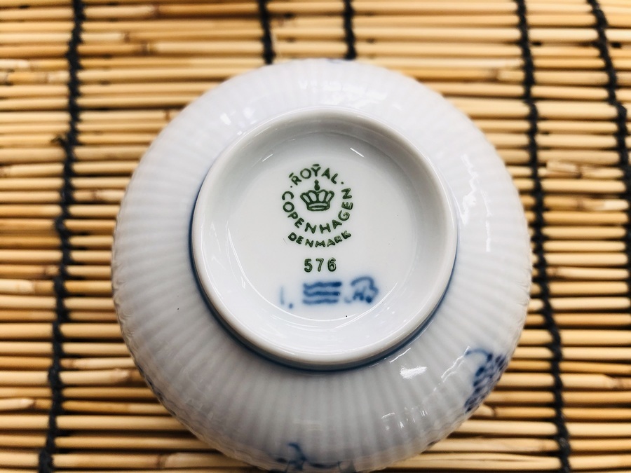 珍しいお宝。。ロイヤルコペンハーゲン湯呑セットのご紹介入荷 珍しいお宝。。ロイヤルコペンハーゲン湯呑セットのご紹介入荷