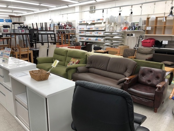 カッシーナ(cassina)リプロダクト LC4 シェーズロング入荷いたしました