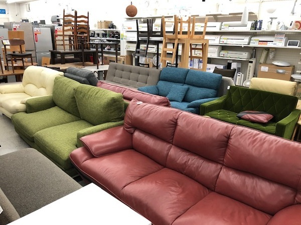 2人掛けソファー 入荷いたしました！【春日部店】｜2020年03月17日
