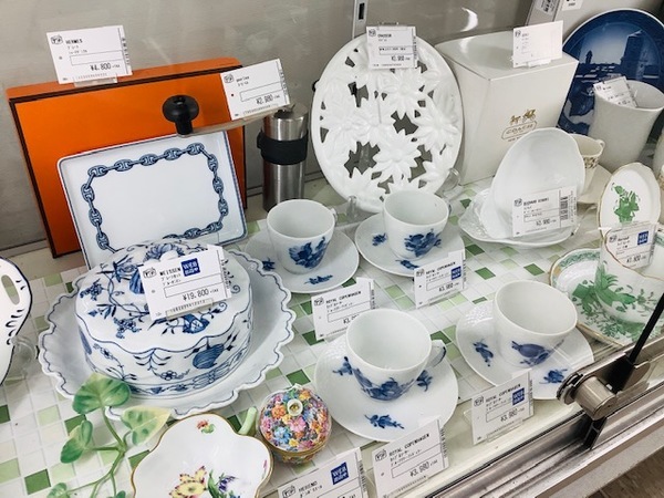Herend - ◇美品◇ヘレンド 透かしボンボン入れ ボンボニエール