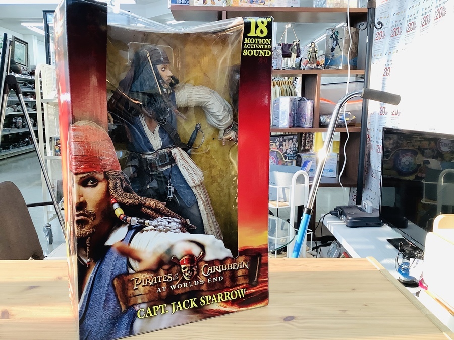 キャプテン・ジャックスパロウのフィギュアが入荷！｜2022年08月09日