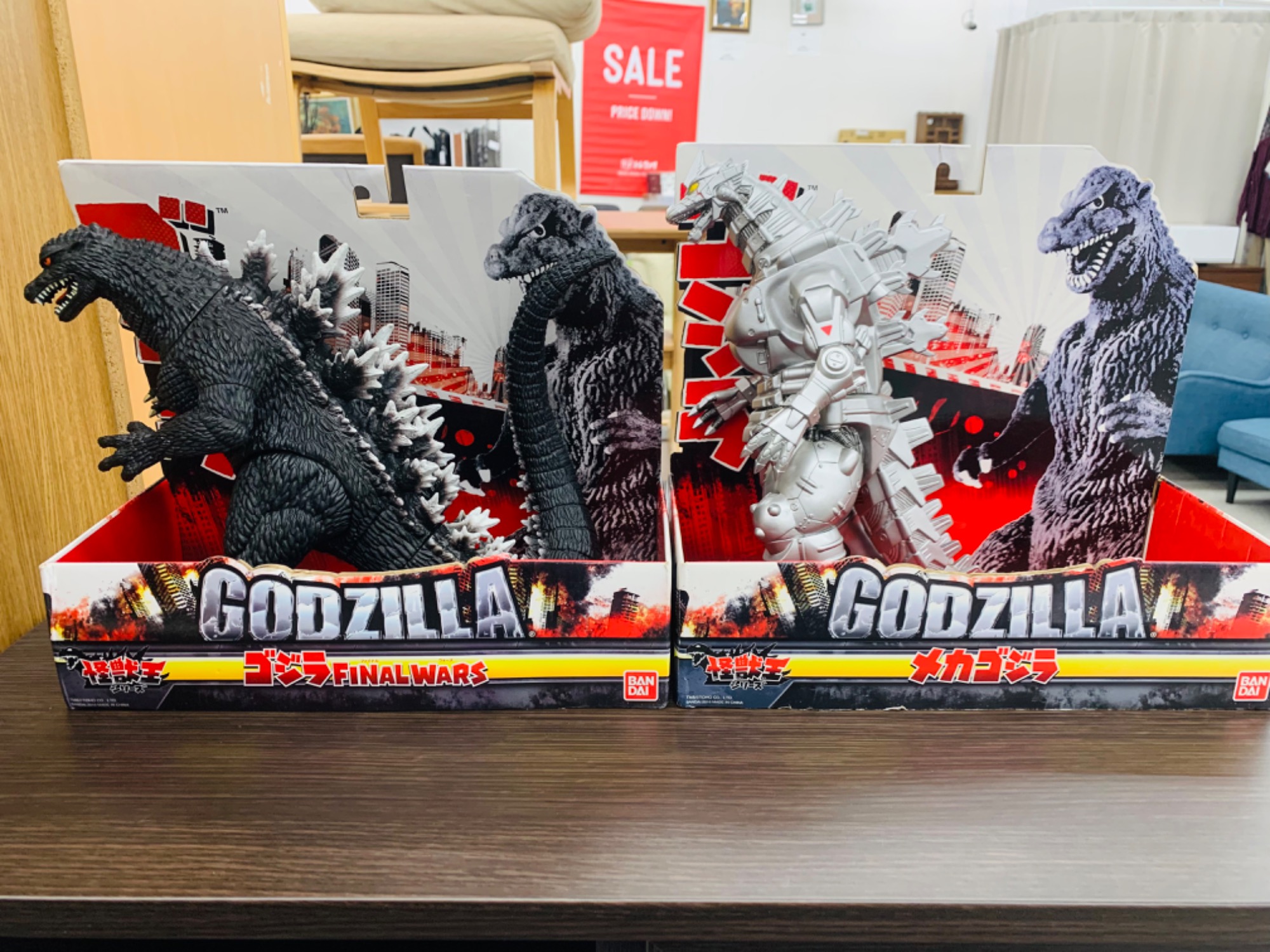 ゴジラ、メカゴジラのソフビフィギュアが入荷です！｜2024年01月