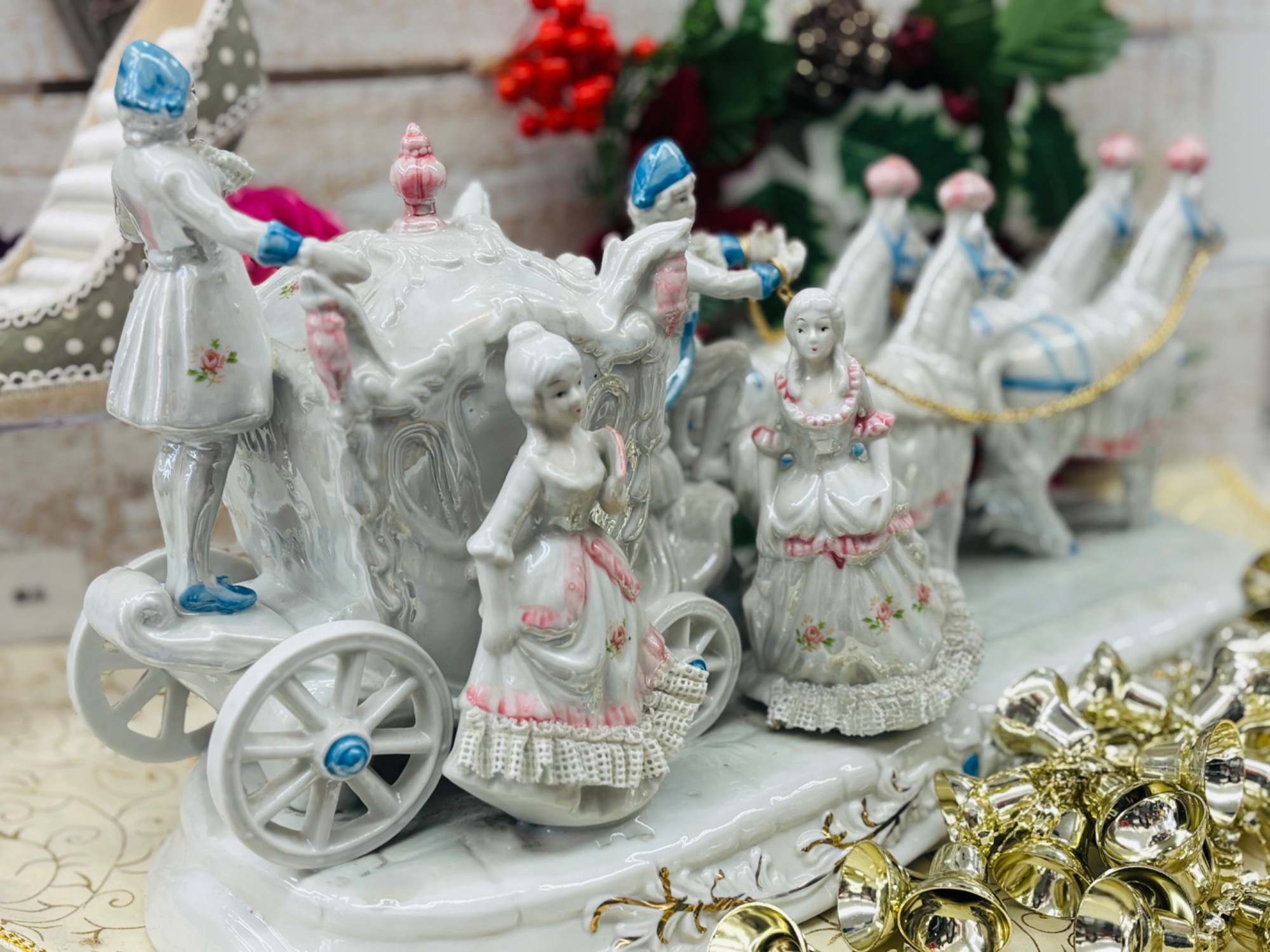 加藤工芸】フィギュリン 西洋馬車 買取入荷いたしました！！！｜2025年