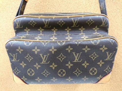 バッグのルイヴィトン（LOUIS VUITTON）