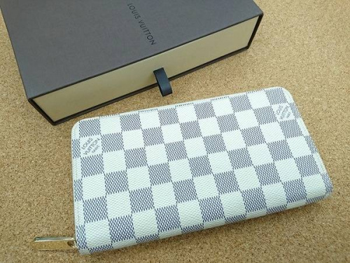 ブランド・ラグジュアリーの財布