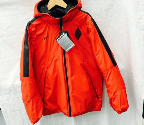 メンズファッションのナイキ（NIKE）