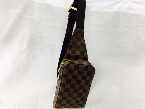 ルイヴィトン（LOUIS VUITTON）のショルダーバッグ