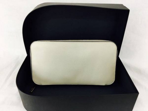 ブランド・ラグジュアリーのValextra