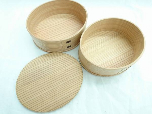 伝統工芸品の曲げわっぱ