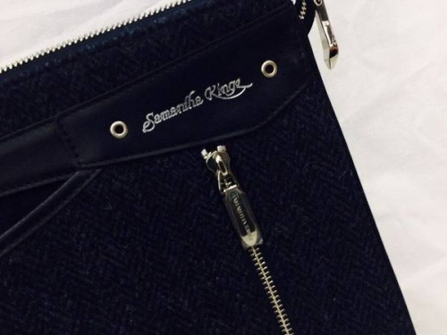 ハリスツイードの衣類