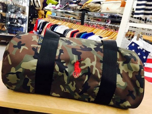 メンズファッションのバッグ