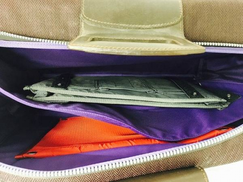 ブリーフケース