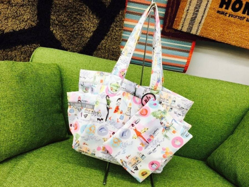 レディースファッションのバッグ