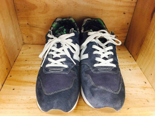 スニーカーのニューバランス（new balance）