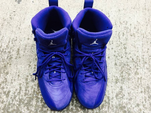 スニーカーのジョーﾀﾞﾝレトロ　