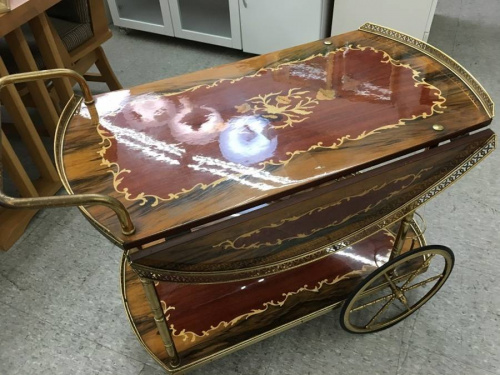 家具・インテリアのサービングワゴン