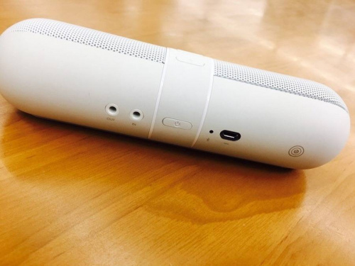 スピーカーのBeats