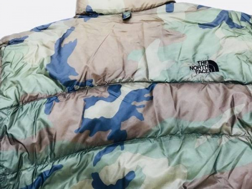 ノースフェイス（THE NORTH FACE）のダウン