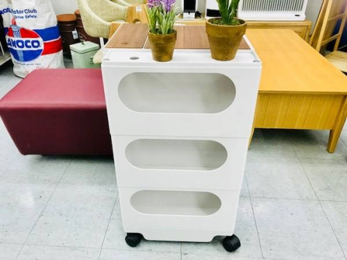 ボビーワゴンの3段