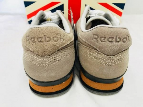 REEBOKのＶ69401