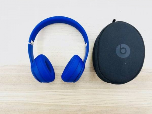 オーディオのヘッドホン