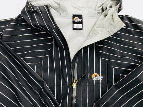 マウンテンパーカーのノースフェイス（THE NORTH FACE）