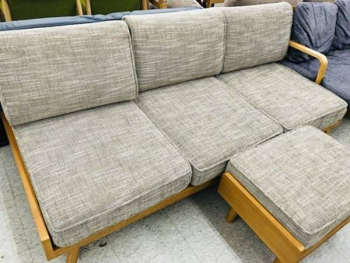 家具のソファ