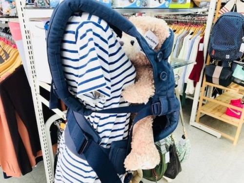 ベビー用品の抱っこ紐