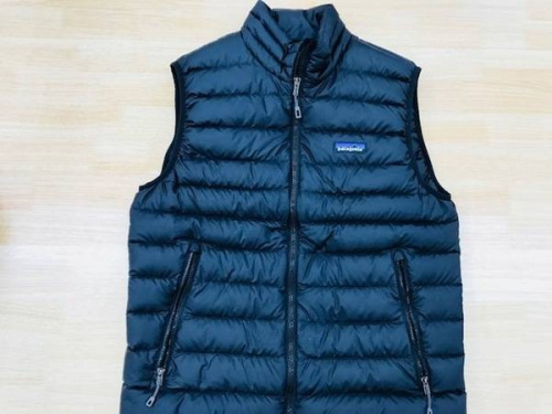 パタゴニア(patagonia)のmont-bell