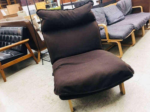 家具のソファー