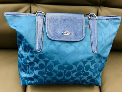 バッグのCOACH