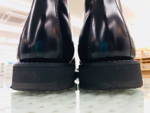 ダナーのポストマンシューズ