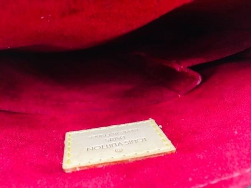LOUIS VUITTONのトートバッグ