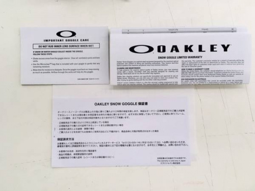 OAKLEY