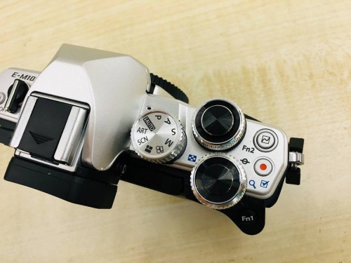 一眼レフカメラのOLYMPUS