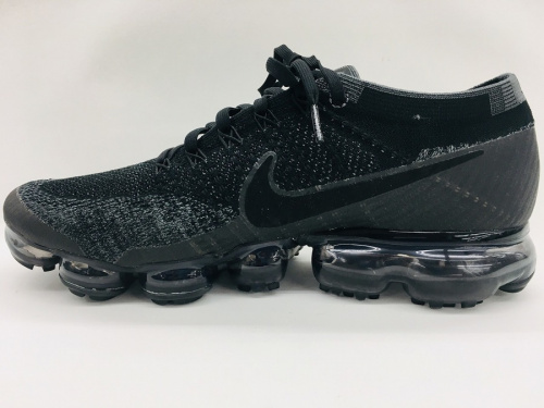 スニーカーのNIKE