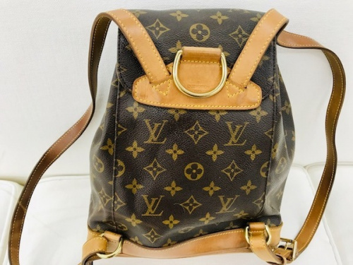 LOUIS VUITTONのリュック
