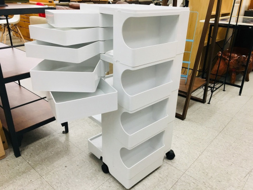 家具のラック